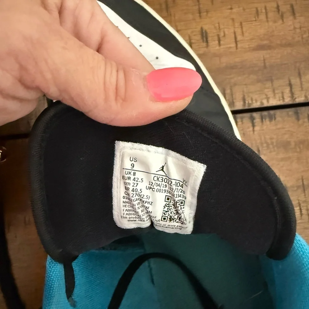 Nike Air Jordan 1 Low SE 